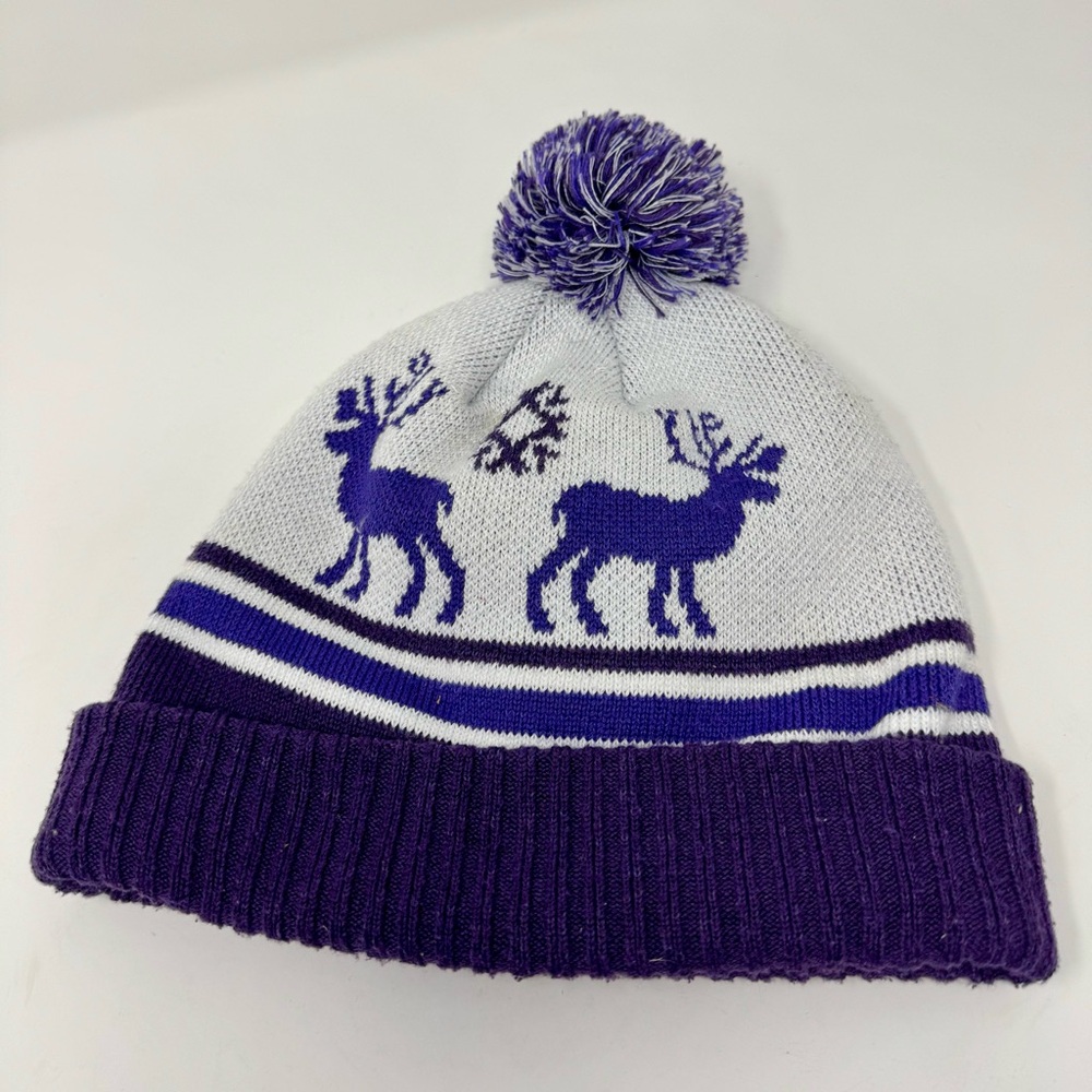 Patagonia | Purple and White Reindeer Hat - EUC - Picture 2 of 3